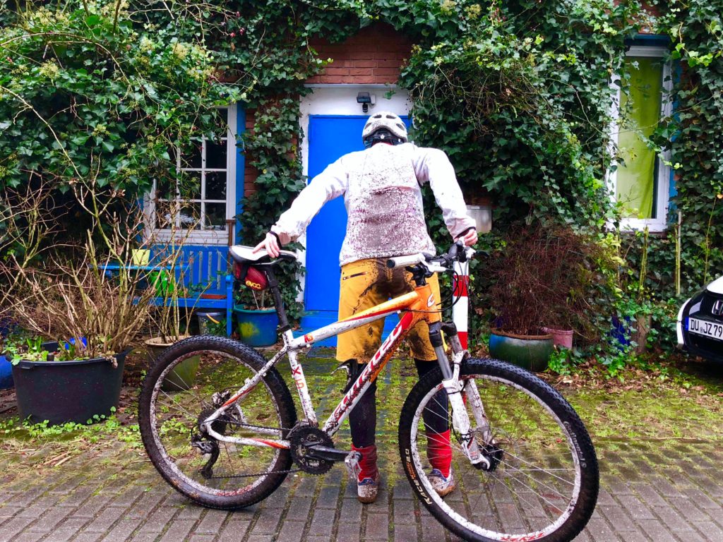 Bild zu: Schnurri, Schlamm und Schweinehund